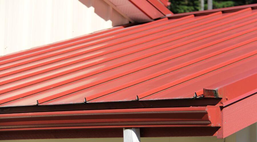 Professional gutter cleaning services in De Smet, SD